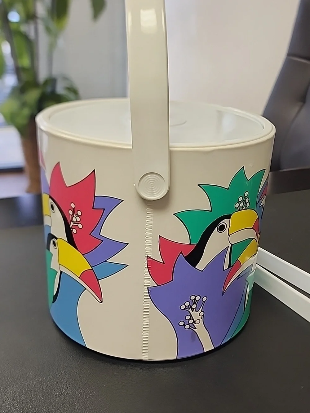 🥳 Toucans Tropical Ice Bucket. Vintage, 80s